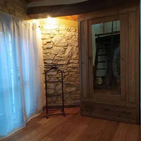 Apartment Ca' Marcella Terra Cielo Tre Livelli Con Soppalco Montetiffi